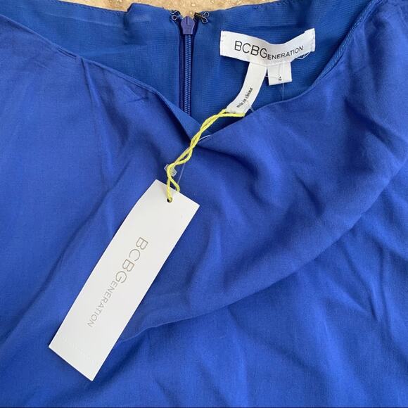 BCBG generation a symmetrical flow skirt lapis 4 - Picture 3 of 11
